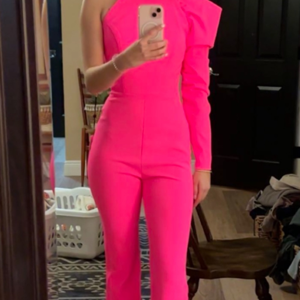 One-Shoulder Pink Jumpsuit